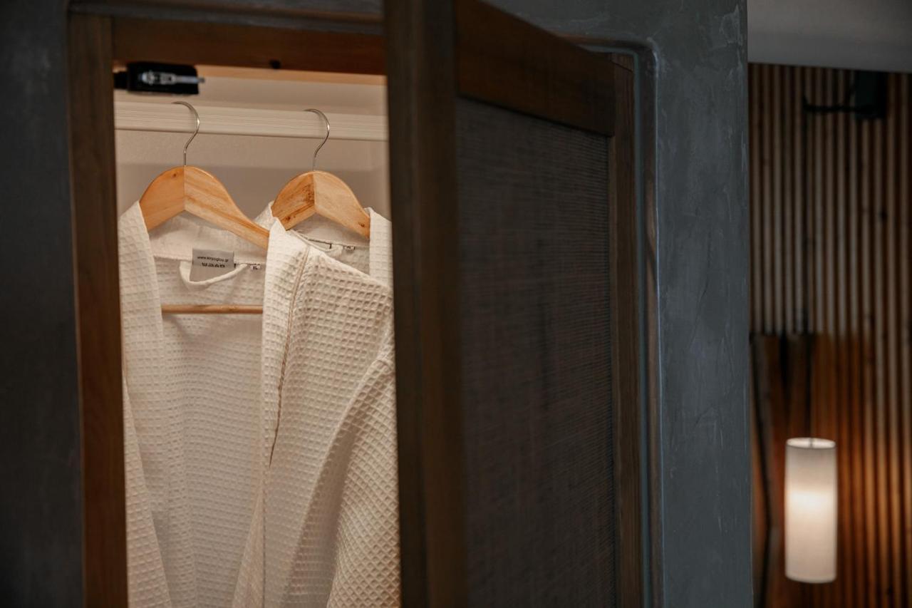 "Makava Suites" Your Luxe Urban Sanctuary Naxos City エクステリア 写真