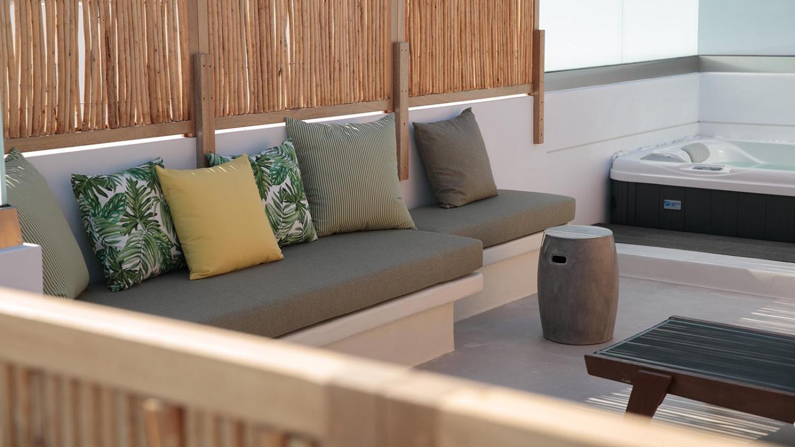 "Makava Suites" Your Luxe Urban Sanctuary Naxos City エクステリア 写真