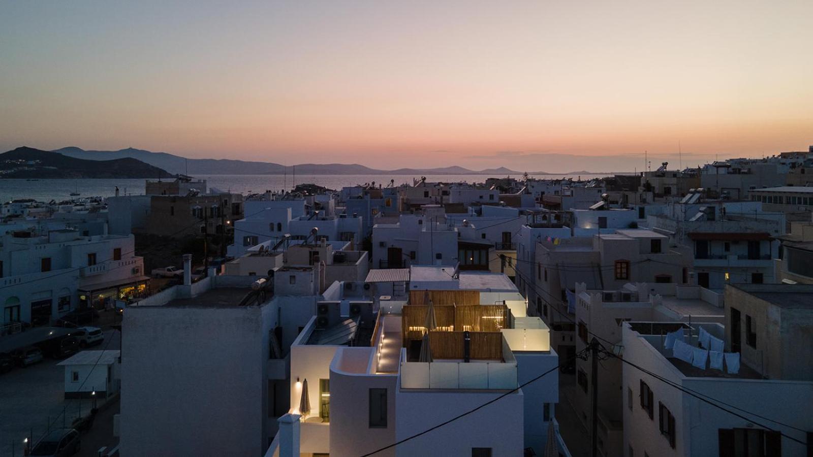 "Makava Suites" Your Luxe Urban Sanctuary Naxos City エクステリア 写真
