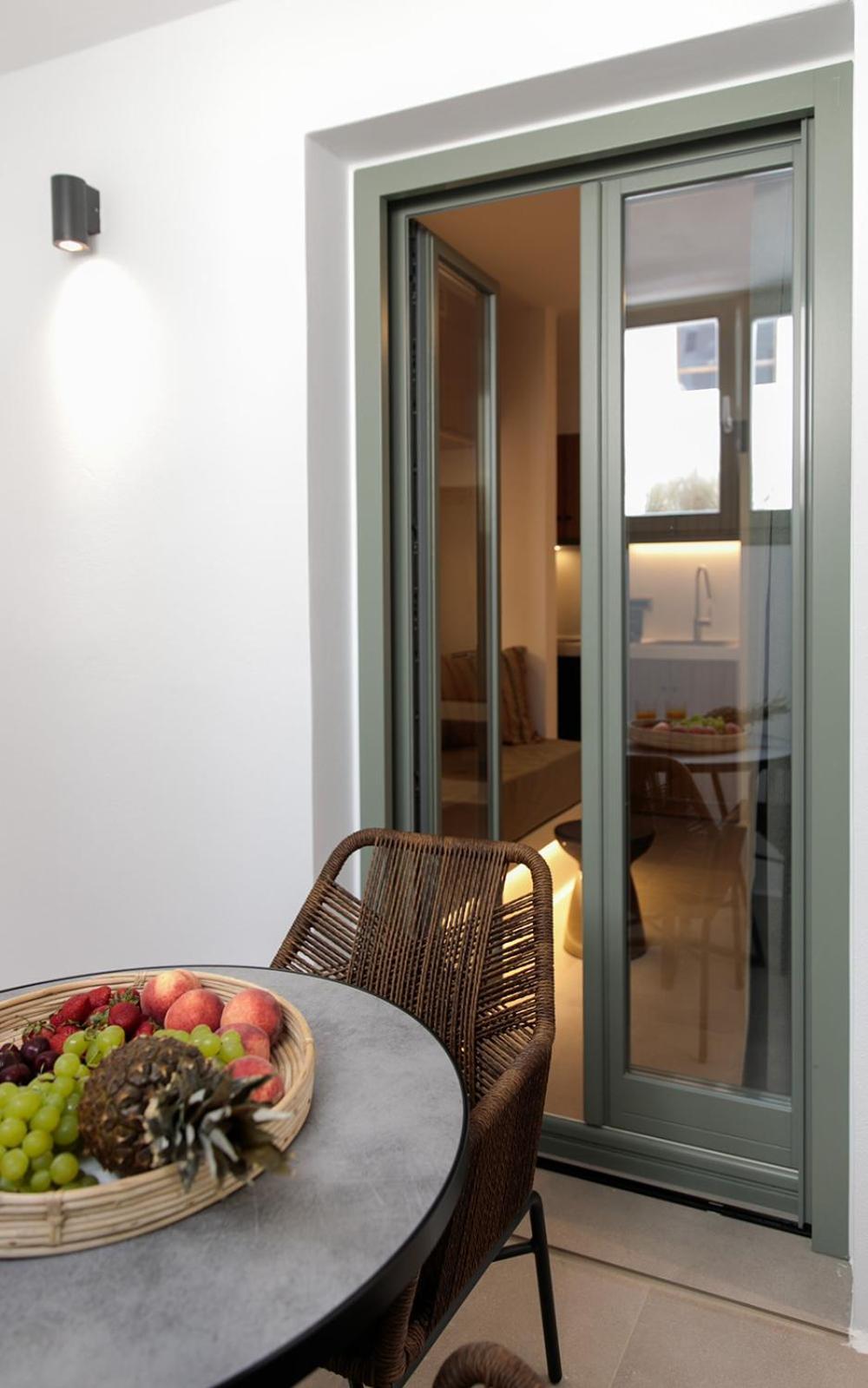 "Makava Suites" Your Luxe Urban Sanctuary Naxos City エクステリア 写真
